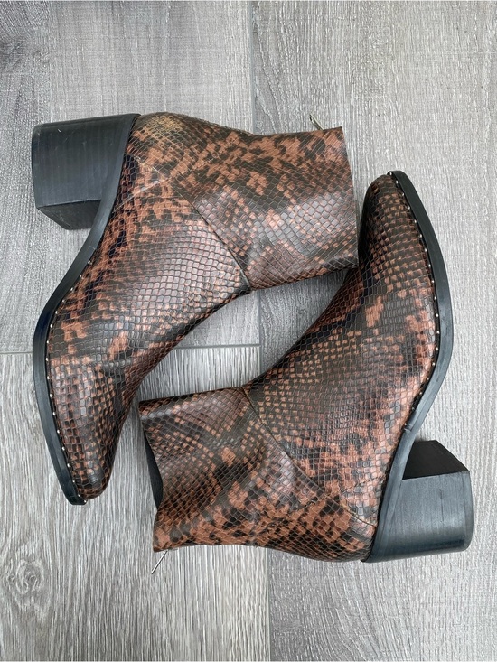 Treasure & Bond Shoes - Treasure & Bond Brown Snake-Print Ankle Booties Size 7